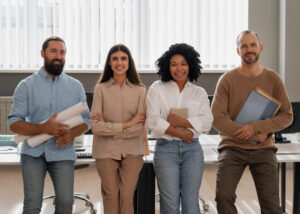 Emplois interim France avec hébergement inclus : Guide pratique pour les chercheurs d’emploi